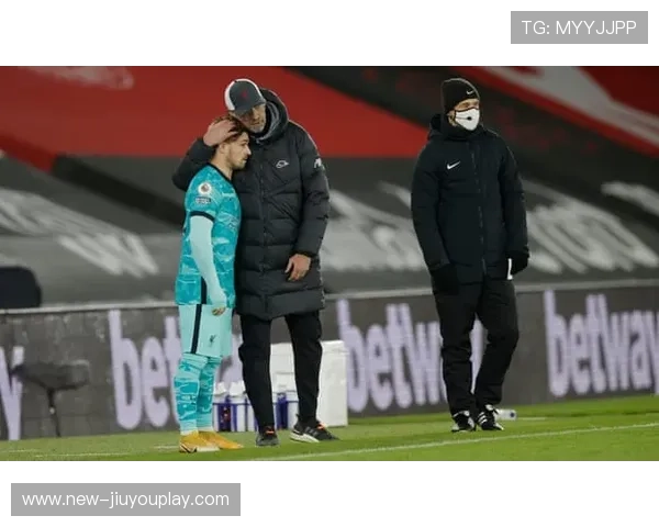 将面对旧主！阿诺德Ins发布抵达利物浦的照片：家，利物浦阿诺德外号